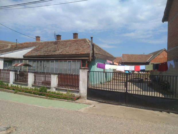 Пуштен раније из затвора, па силовао ћерку